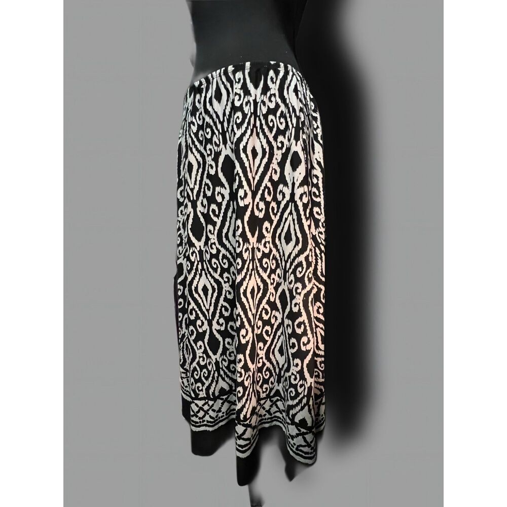 Women’s Size 14 Black White Ikat Midi Skirt Elastic Waist Boho